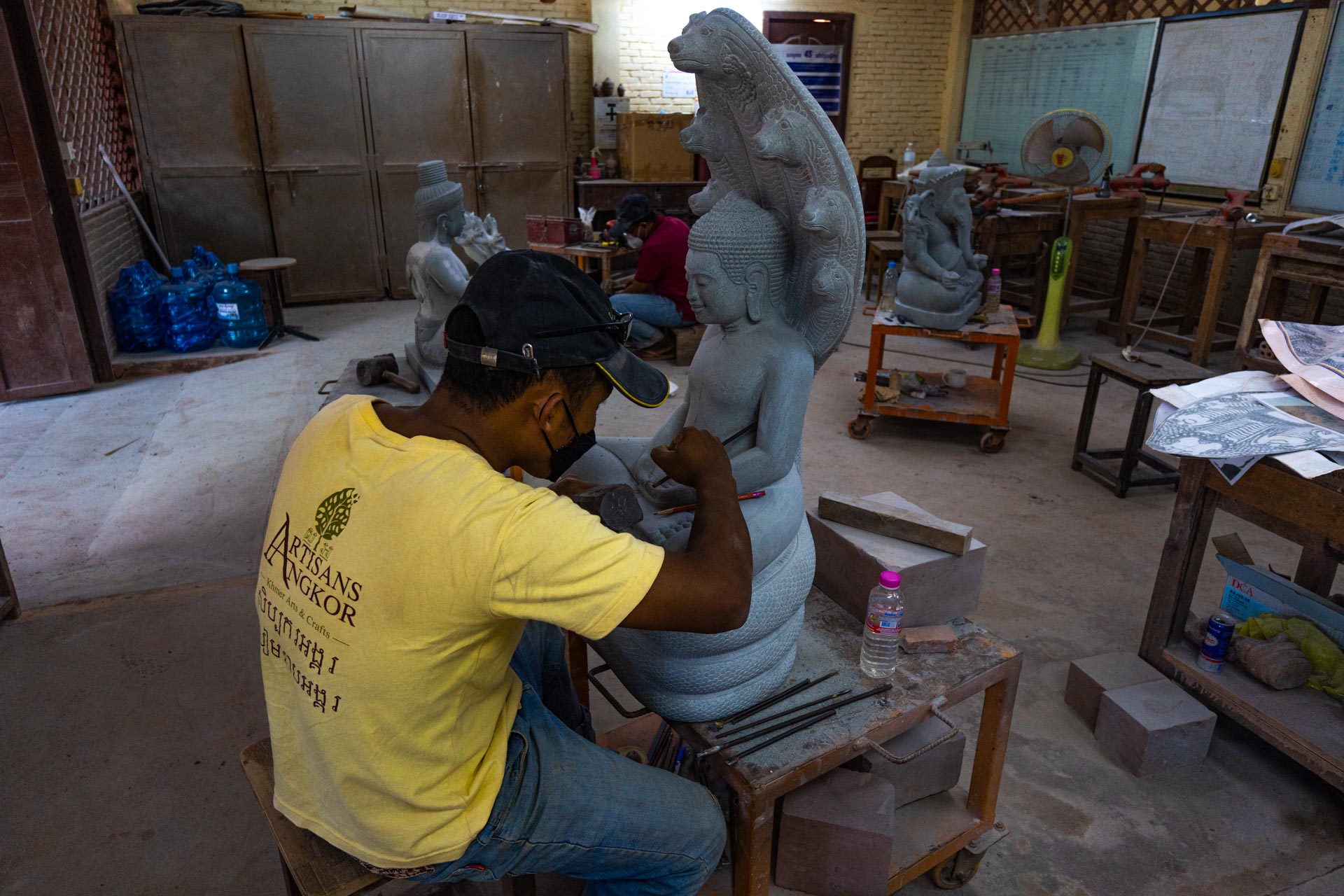 /fm/Files//Pictures/Ido Uploads/Asia/cambodia/Siem Reap/Siem Reap - Carving Workshop.jpg